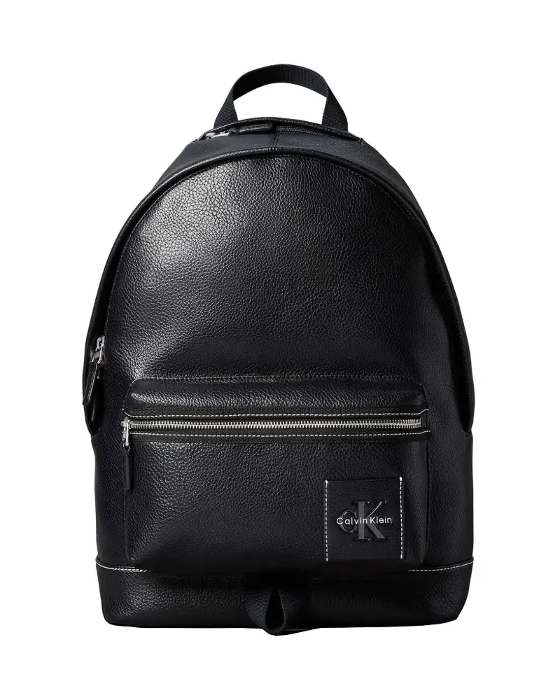 Calvin Klein logo-patch pebbled backpack - Schwarz Schwarz