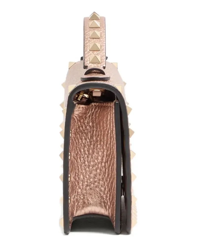 Valentino Garavani Kleiner Rockstud laminierter Tote Bag aus gekörntem Kalbsleder - Rosa Rosa