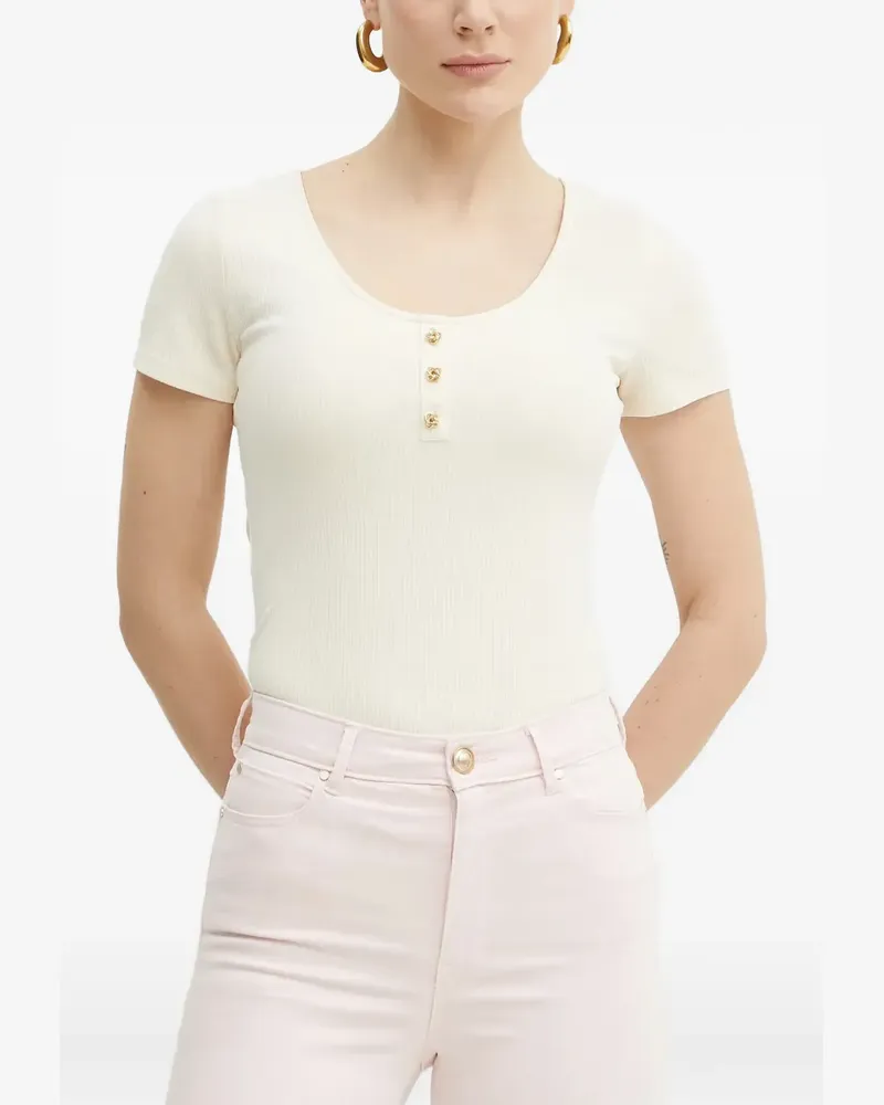Guess Geripptes Karina T-Shirt mit Zierknöpfen - Nude Nude