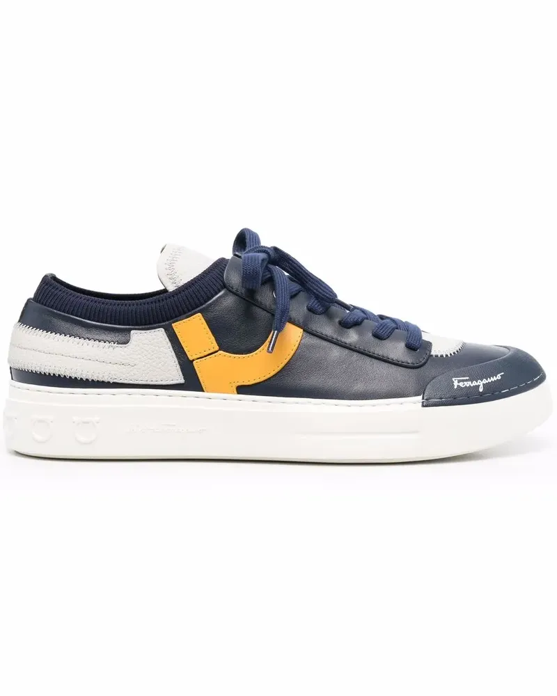 Ferragamo Sneakers mit Logo-Print - Blau Blau