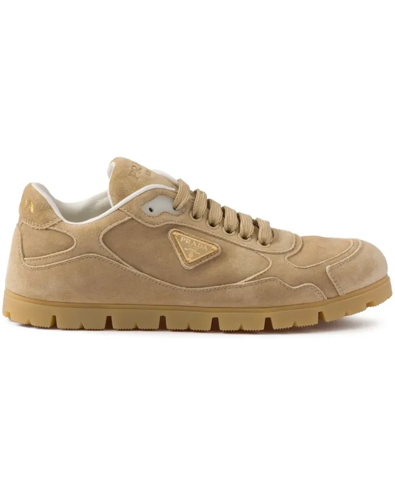 Prada Sneakers aus ausgeblichenem Wildleder - Nude Nude
