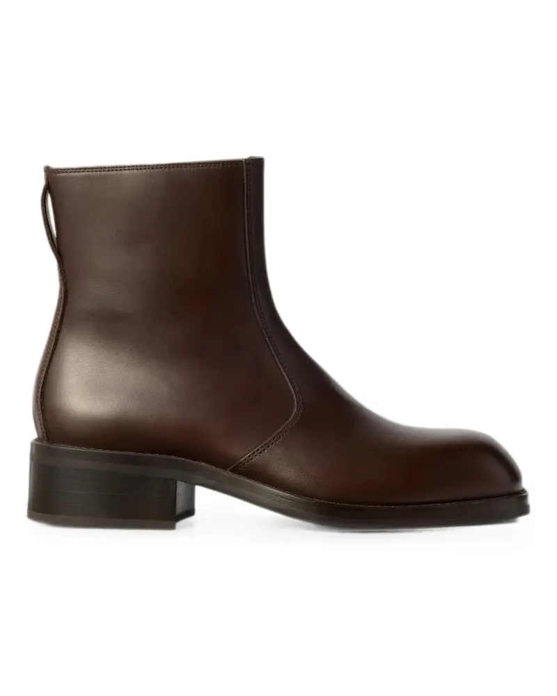 Christophe Lemaire zipped ankle boots in shiny leather - Braun Braun