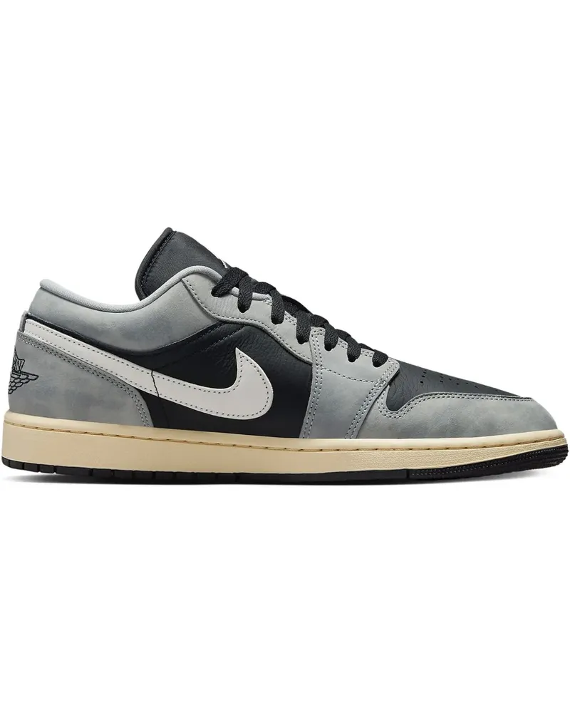 Jordan Air  1 Low SE "Light Smoke Grey" Sneakers - Grau Grau