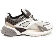 MA Runner Sneakers