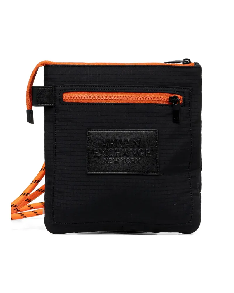 Armani Exchange ripstop logo-patch shoulder bag - Schwarz Schwarz