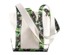 x BAPE Shopper mit Camouflage-Print