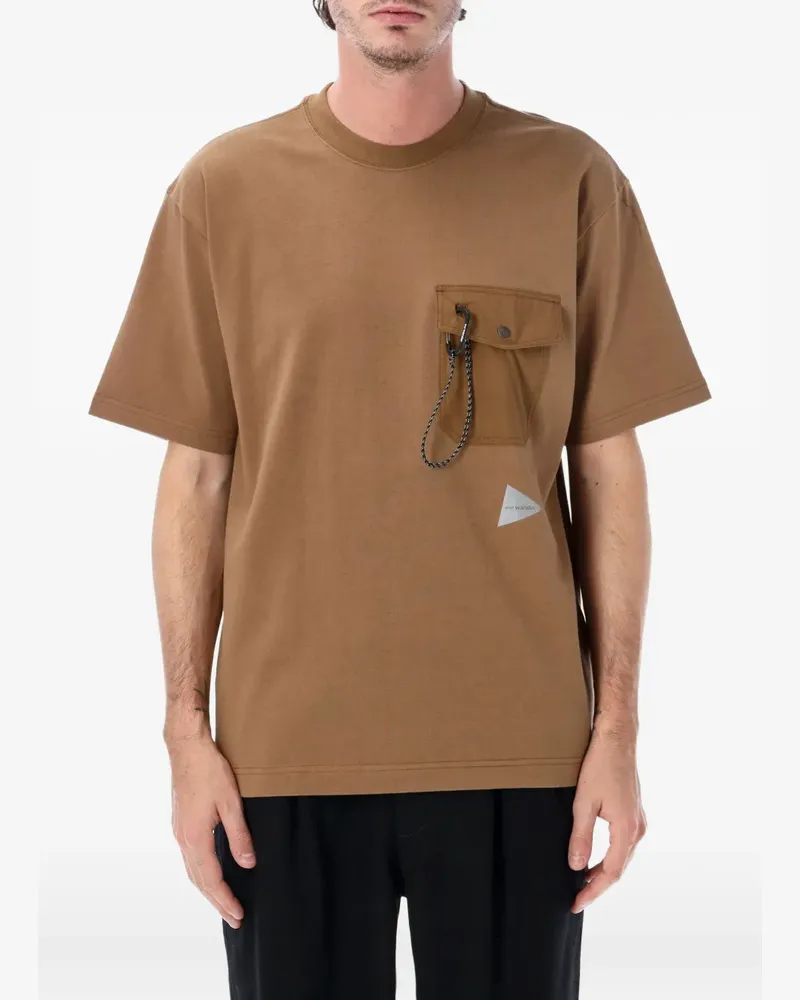 and wander flap-pocket logo-print T-shirt - Braun Braun