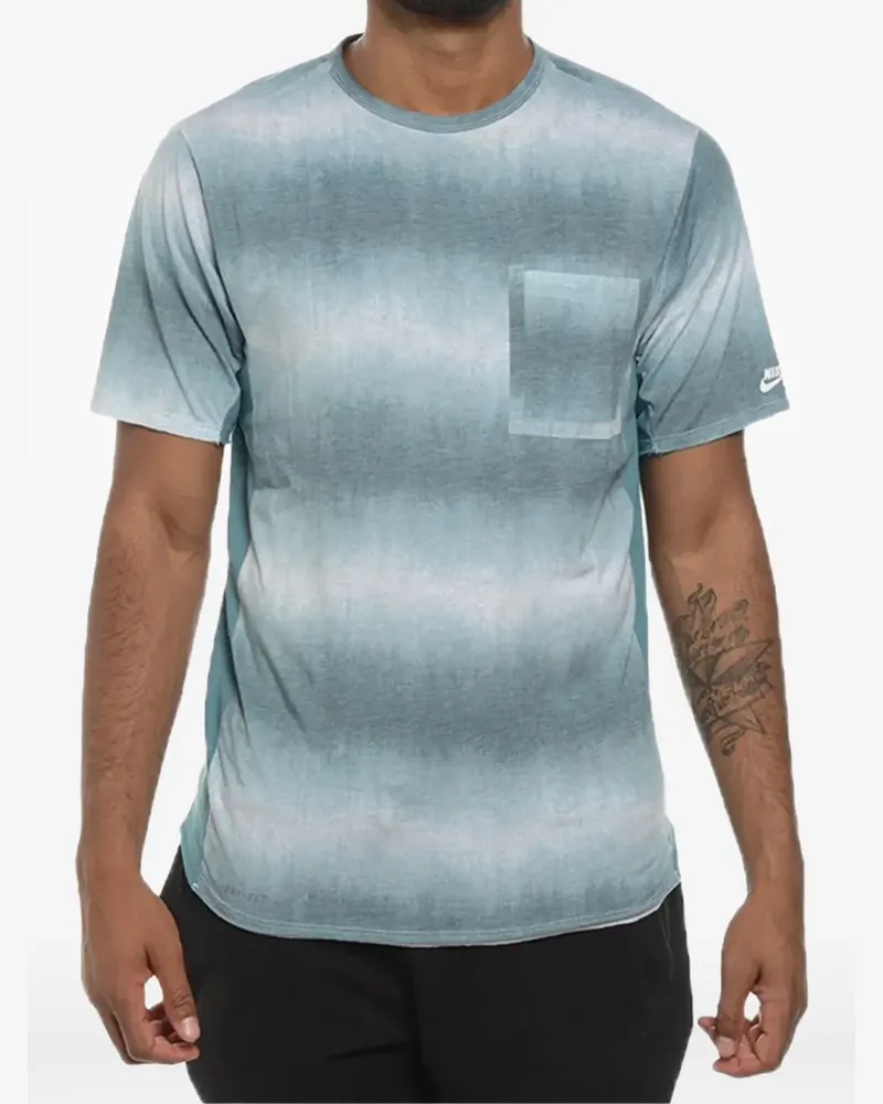 Nike T-Shirt mit ausgeblichener Tasche - Blau Blau