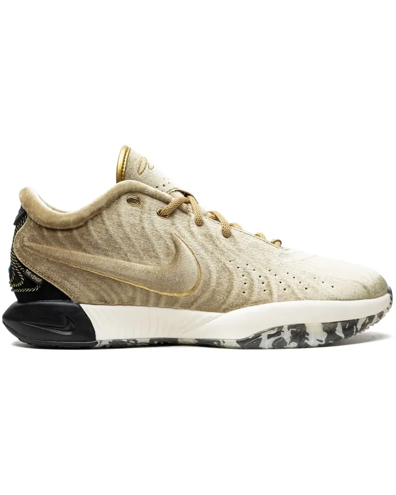 Nike x The Shop LeBron 21 "Metallic Gold" Sneakers Gold