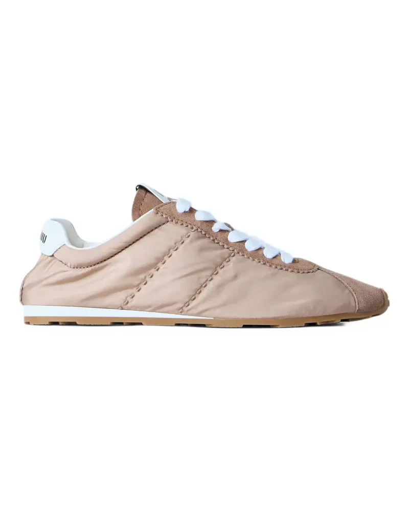 Miu Miu Sneakers mit gestepptem Einsatz - Nude Nude