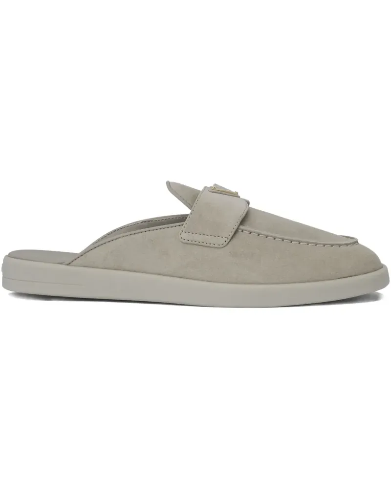Prada Loafer mit Metall-Logo - Grau Grau