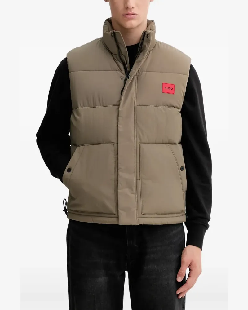 HUGO BOSS padded logo-patch gilet - Nude Nude