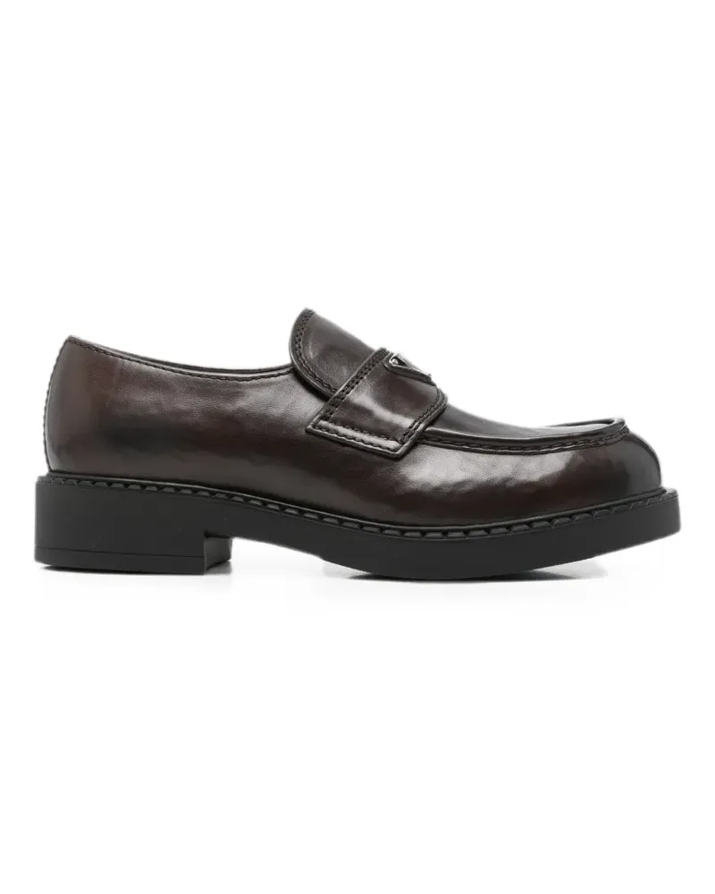 Prada triangle-logo leather loafers - Braun Braun