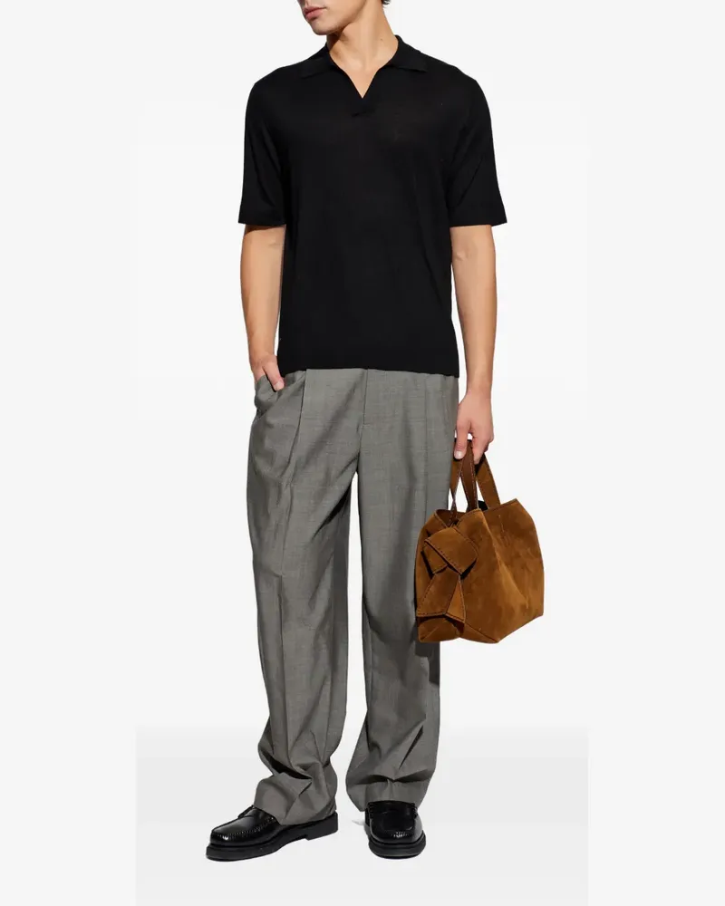 Lisa Yang V-neck T-shirt - Schwarz Schwarz