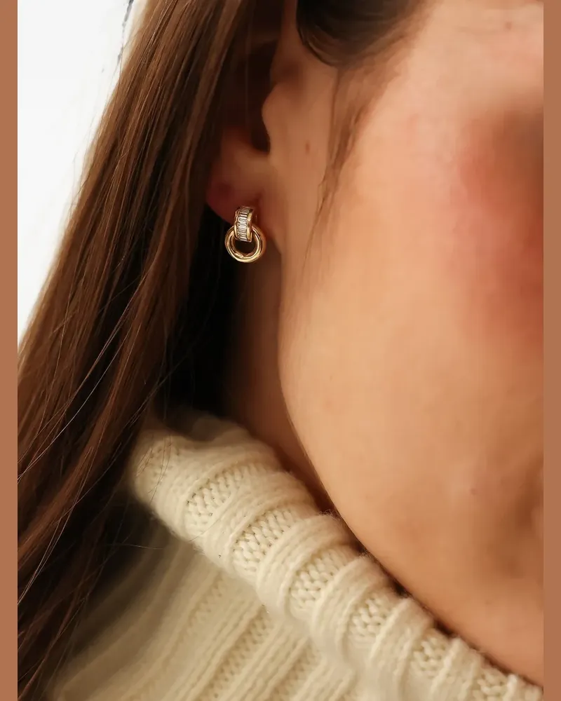 Dana Rebecca Designs Sadie Ohrringe mit ineinandergreifendem Design und Diamanten - Gold Gold