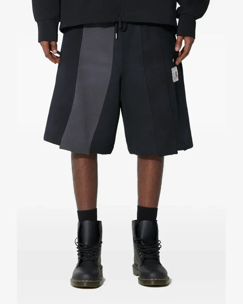 MIHARAYASUHIRO label-detail shorts - Schwarz Schwarz