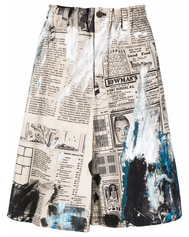 Yohji Yamamoto Shorts mit Zeitungs-Print Nude