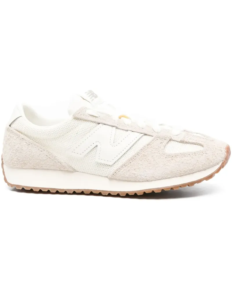 New Balance Sneakers aus Wildleder - Nude Nude