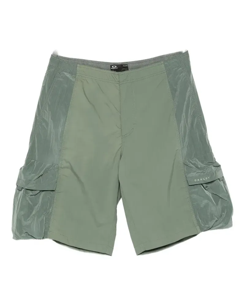 Oakley panelled cargo shorts - Grün Grün
