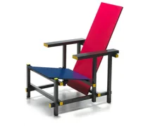 Roter und blauer Stuhl
