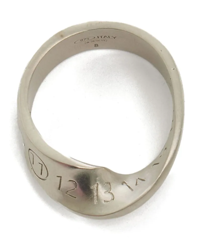 Maison Margiela Gedrehter Ring mit eingravierten Nummern - Silber Silber