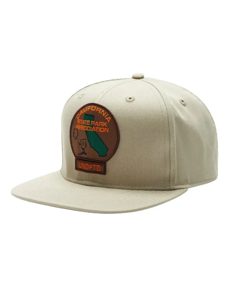 Undefeated Baseballkappe mit Patch - Nude Nude