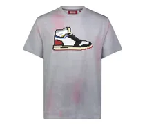 T-Shirt mit Sneaker-Print