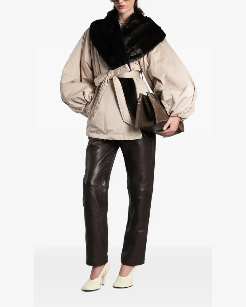 Magda Butrym Gesteppte Jacke mit Faux-Fur-Kragen - Nude Nude