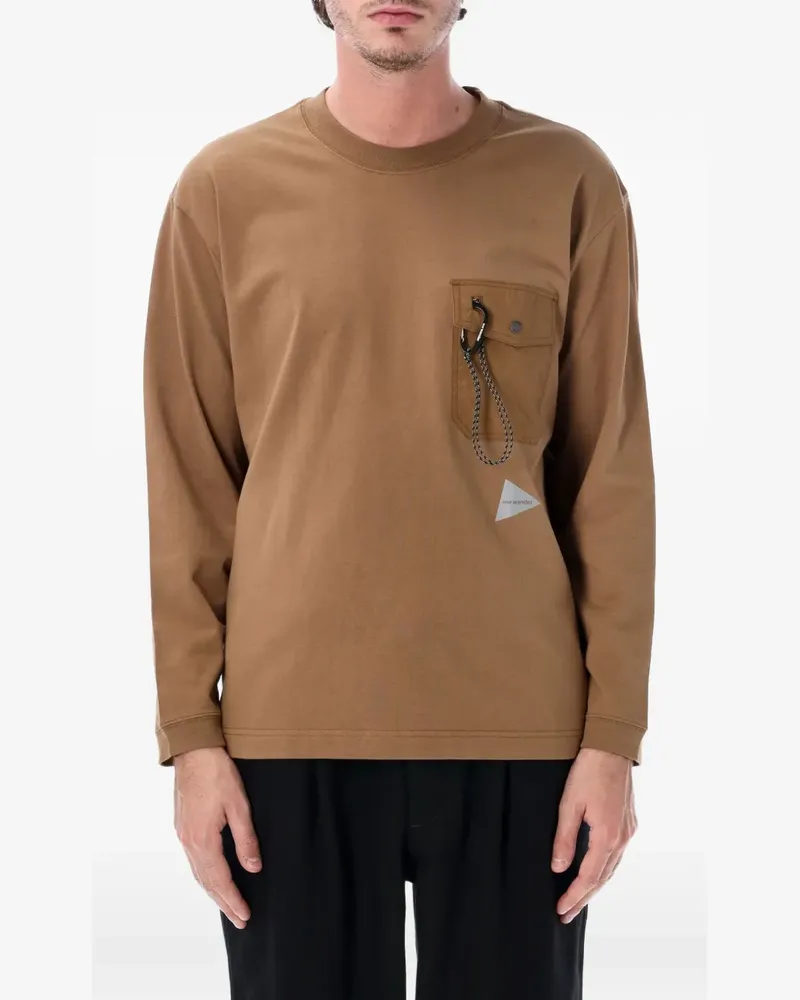 and wander carabiner-detail long-sleeved T-shirt - Braun Braun