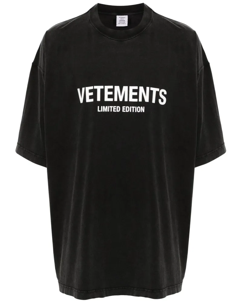 VETEMENTS T-Shirt mit Logo-Print - Grau Grau