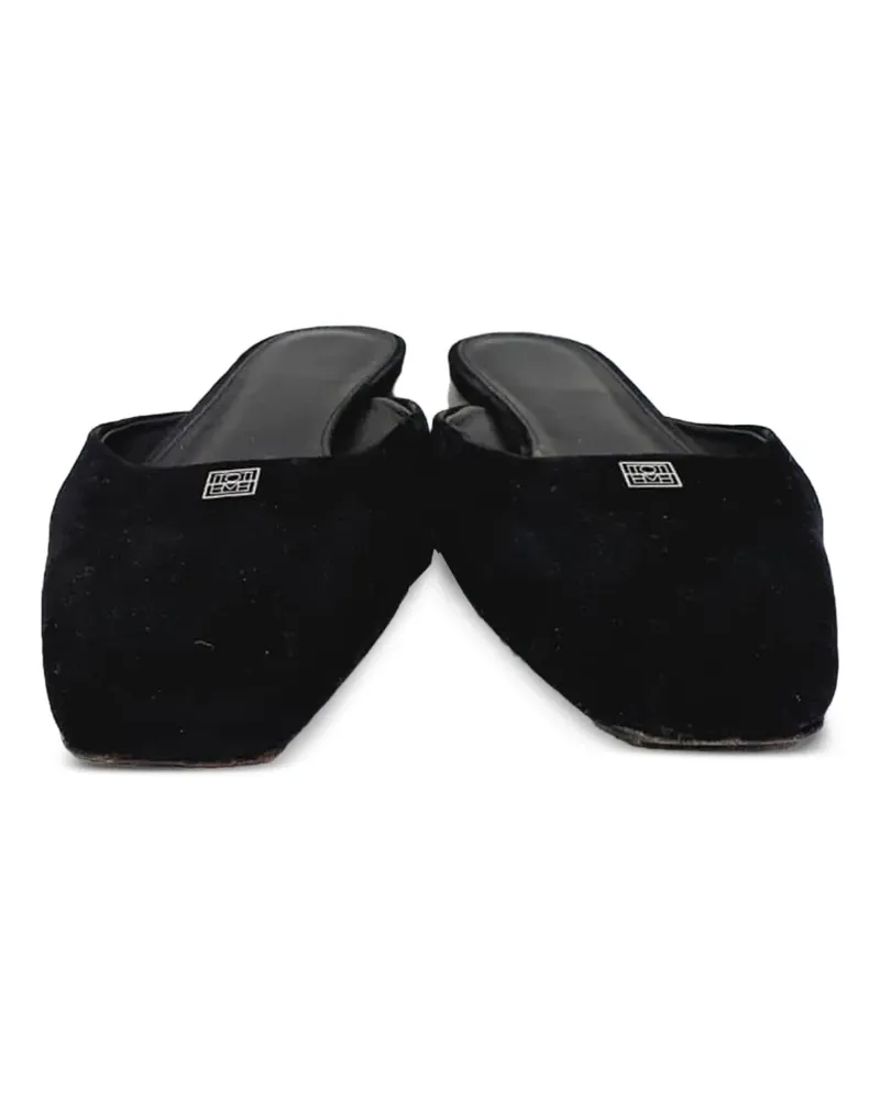 Totême Logo-Plaque square-toe mules - Schwarz Schwarz