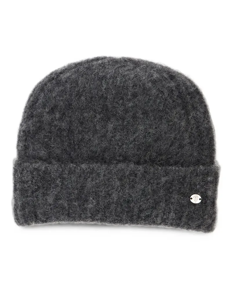 Helen Kaminski logo-plaque knitted beanie hat - Grau Grau