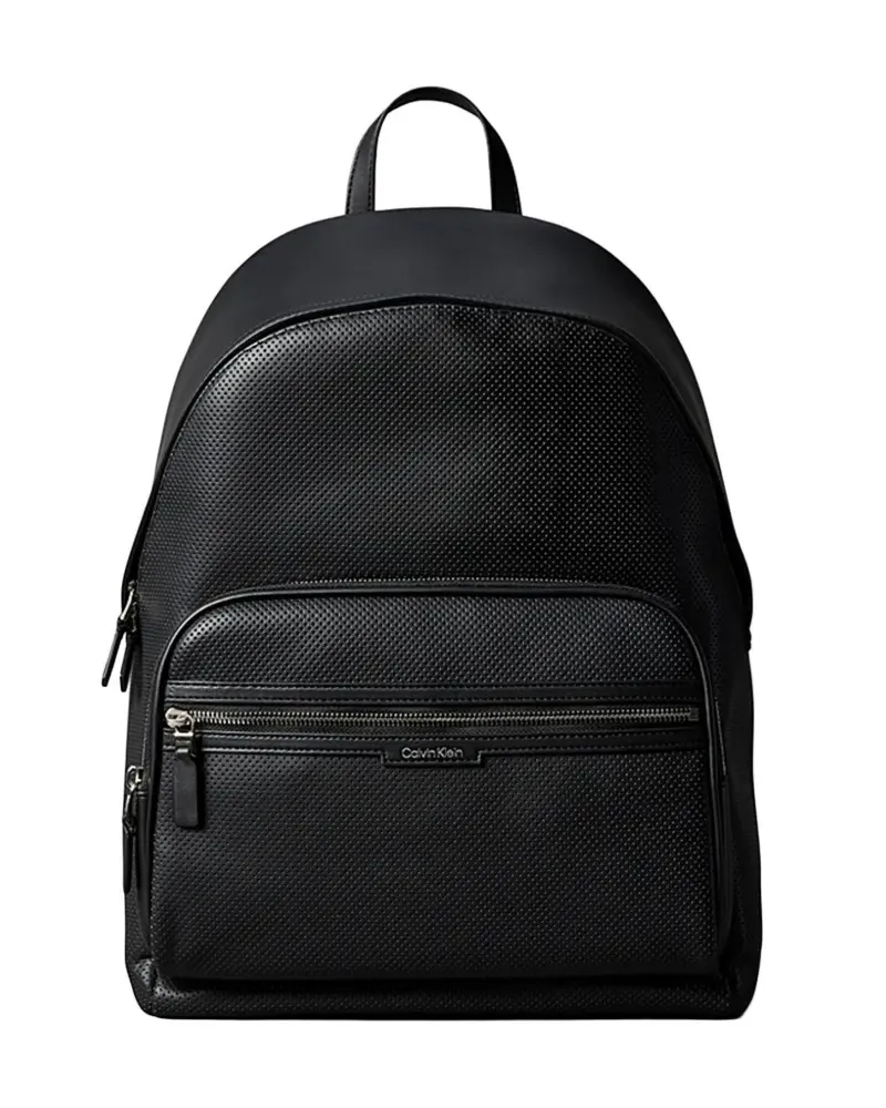 Calvin Klein perforated-detail logo-plaque backpack - Schwarz Schwarz