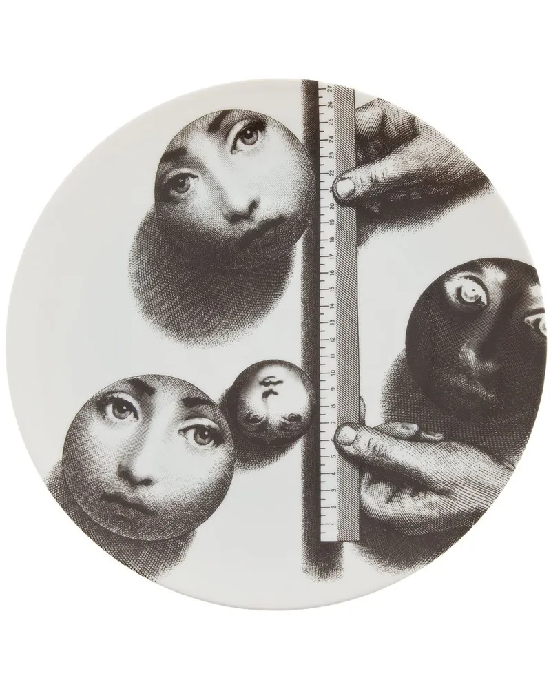 Fornasetti Wandteller mit Print Weiß