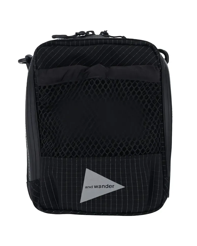 and wander Reflective messenger bag - Schwarz Schwarz