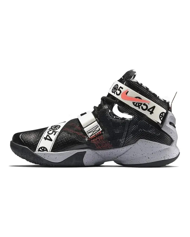 Nike LeBron Soldier 9 Quai 54 touch-strap sneakers - Schwarz Schwarz