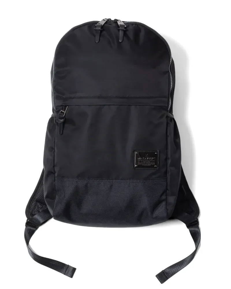 Makavelic Rucksack mit Logo-Schild - Schwarz Schwarz