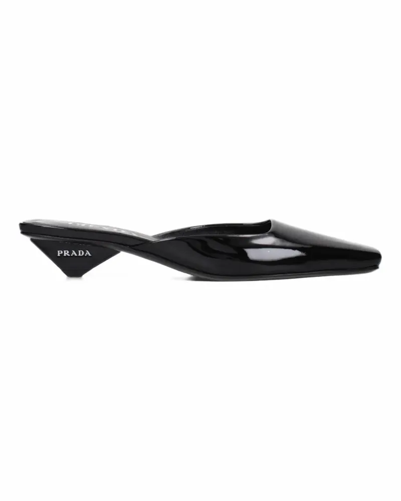 Prada Pumps aus Lackleder mit spitzer Kappe - Schwarz Schwarz
