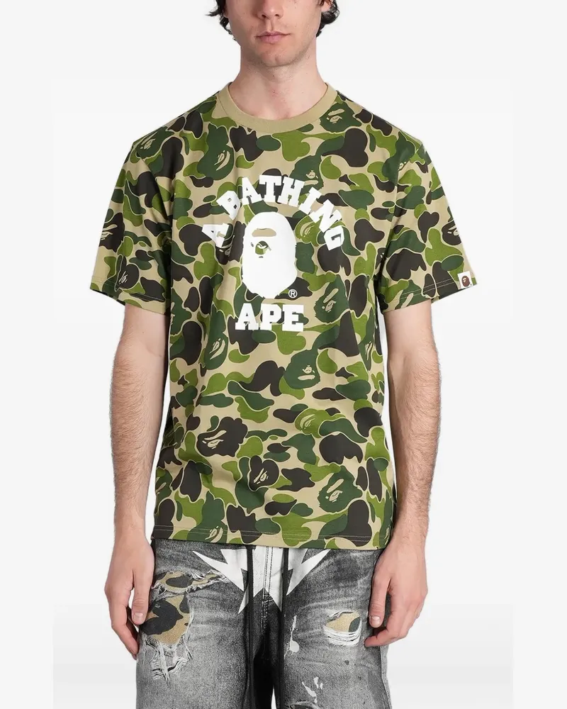 BAPE camouflage-print logo-print T-shirt - Grün Grün
