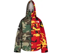 x The North Face Jacke mit Camouflage-Print