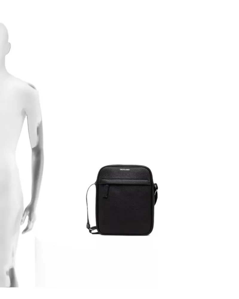 Trussardi Medium logo-print pebbled messenger bag - Schwarz Schwarz