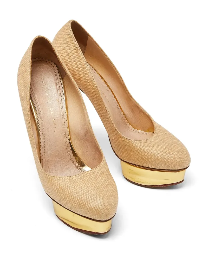 Charlotte Olympia Dolly Pumps aus Raffiabast - Braun Braun