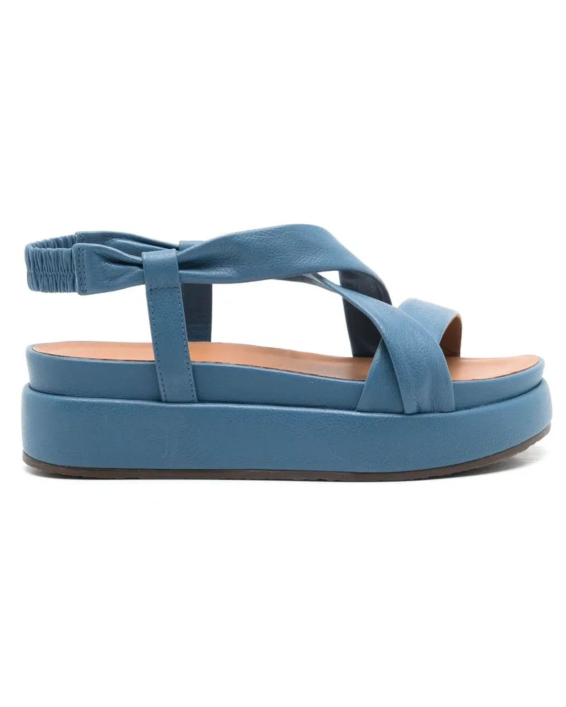 Sarah Chofakian Sandalen mit Plateau Blau