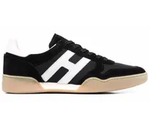 H357 Sneakers