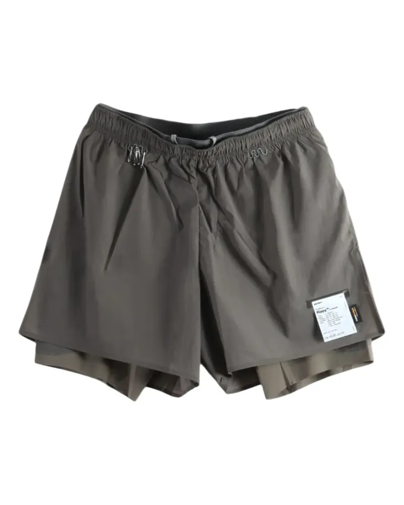 Satisfy Shorts mit mehrlagigen Logo-Patches - Grün Grün