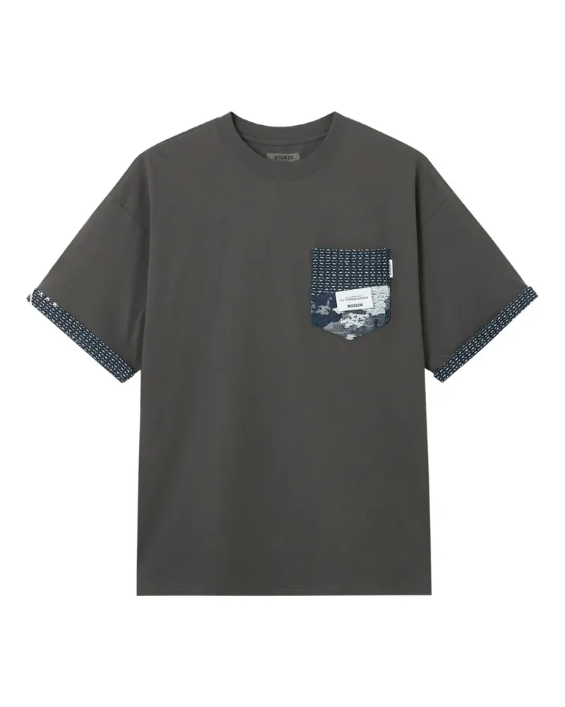 Musium Div. T-Shirt mit Brusttasche - Grau Grau