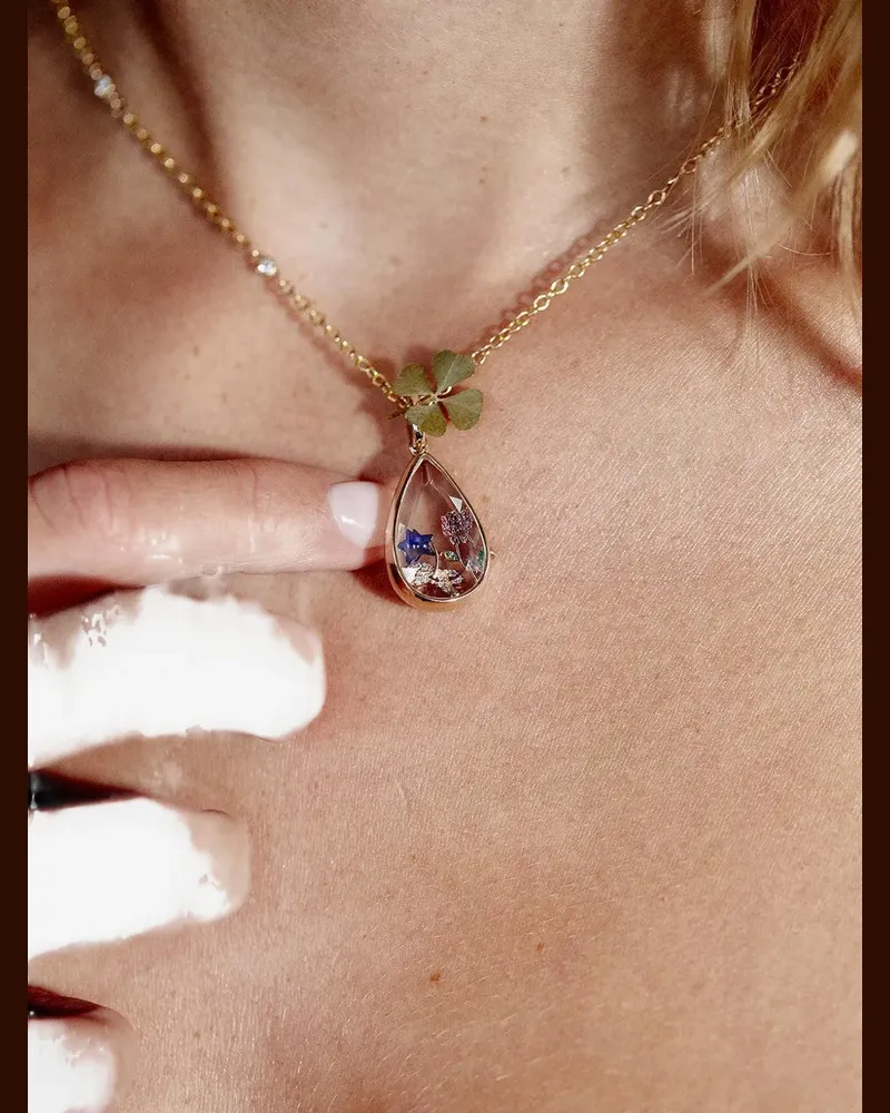 Loquet pink sapphire rose charm - Gold Gold