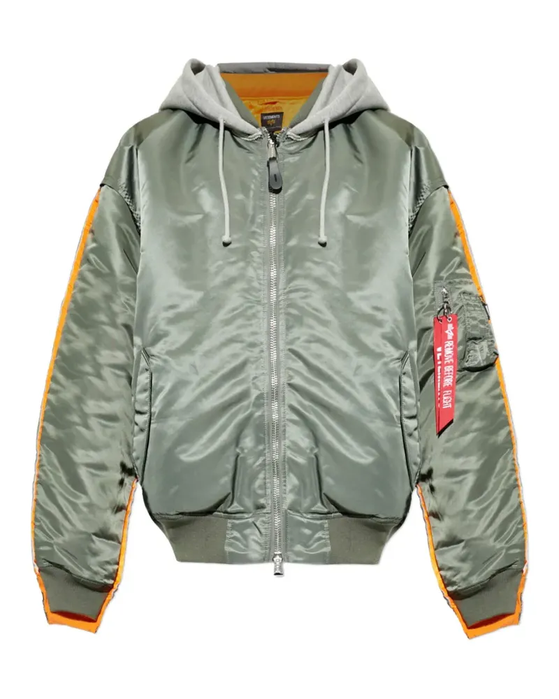 VETEMENTS x Alpha Industries hooded bomber jacket - Grün Grün