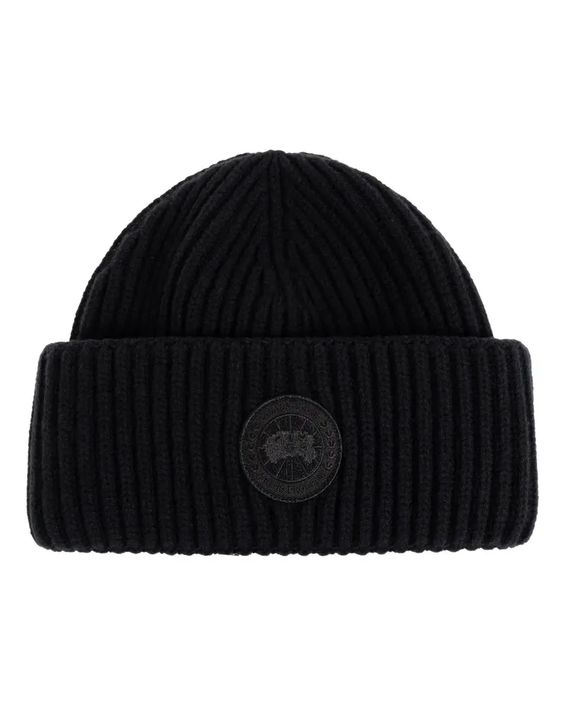 Canada Goose logo-patch ribbed-knit beanie hat - Schwarz Schwarz