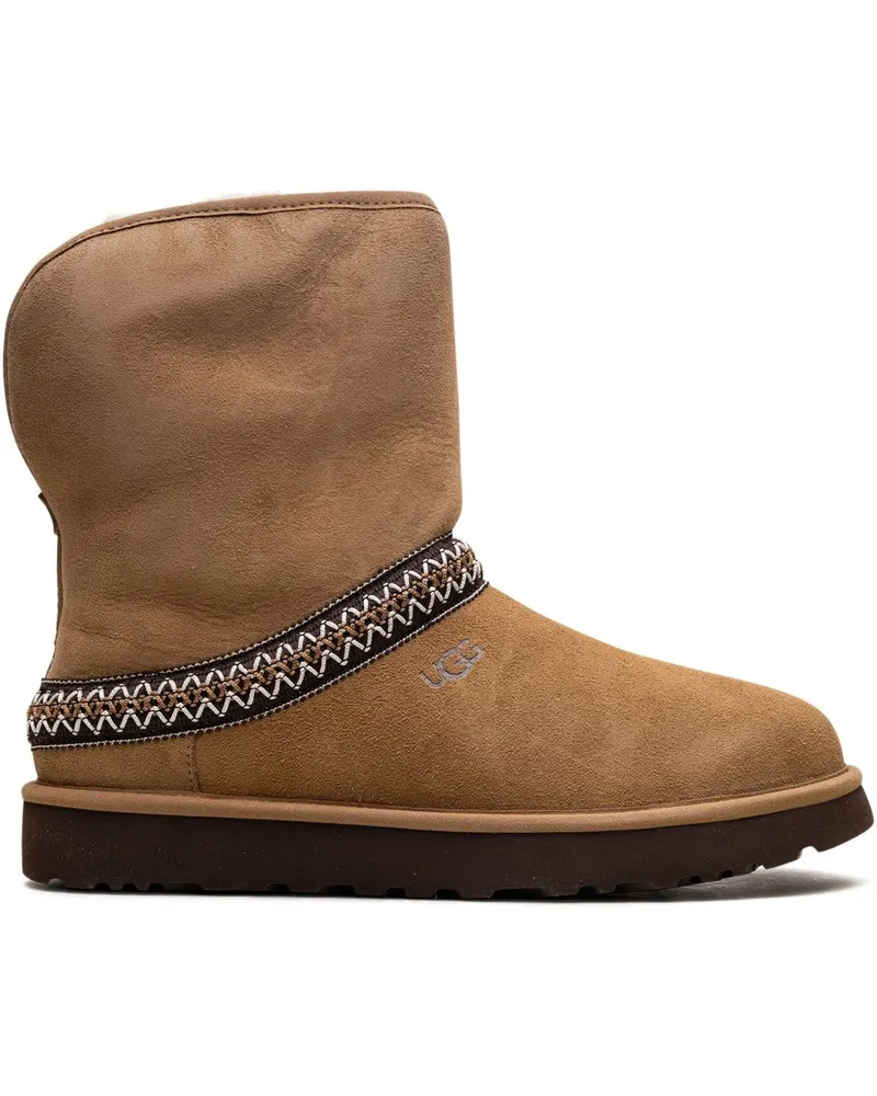UGG Classic Short Crescent Chestnut Stiefel - Braun Braun